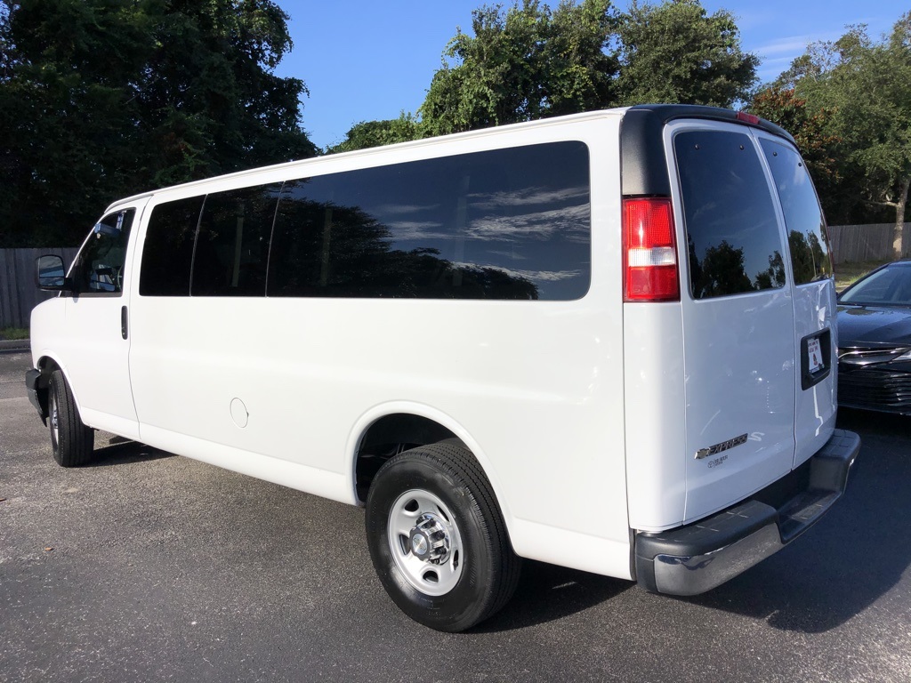 Pre-Owned 2018 Chevrolet Express 3500 LT Extended Passenger Van in St ...